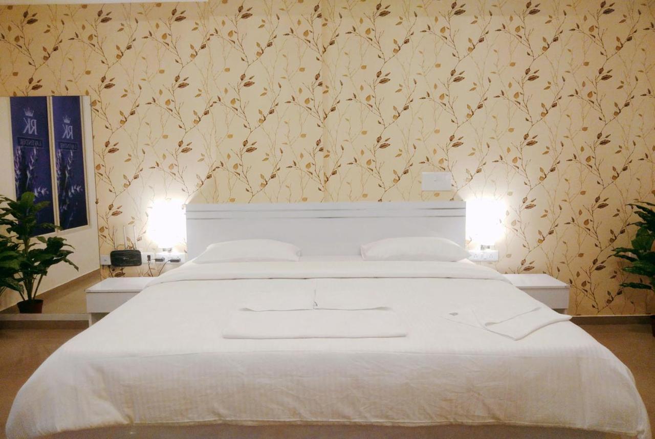 Rk - Inn Premium Suites 班加罗尔 外观 照片